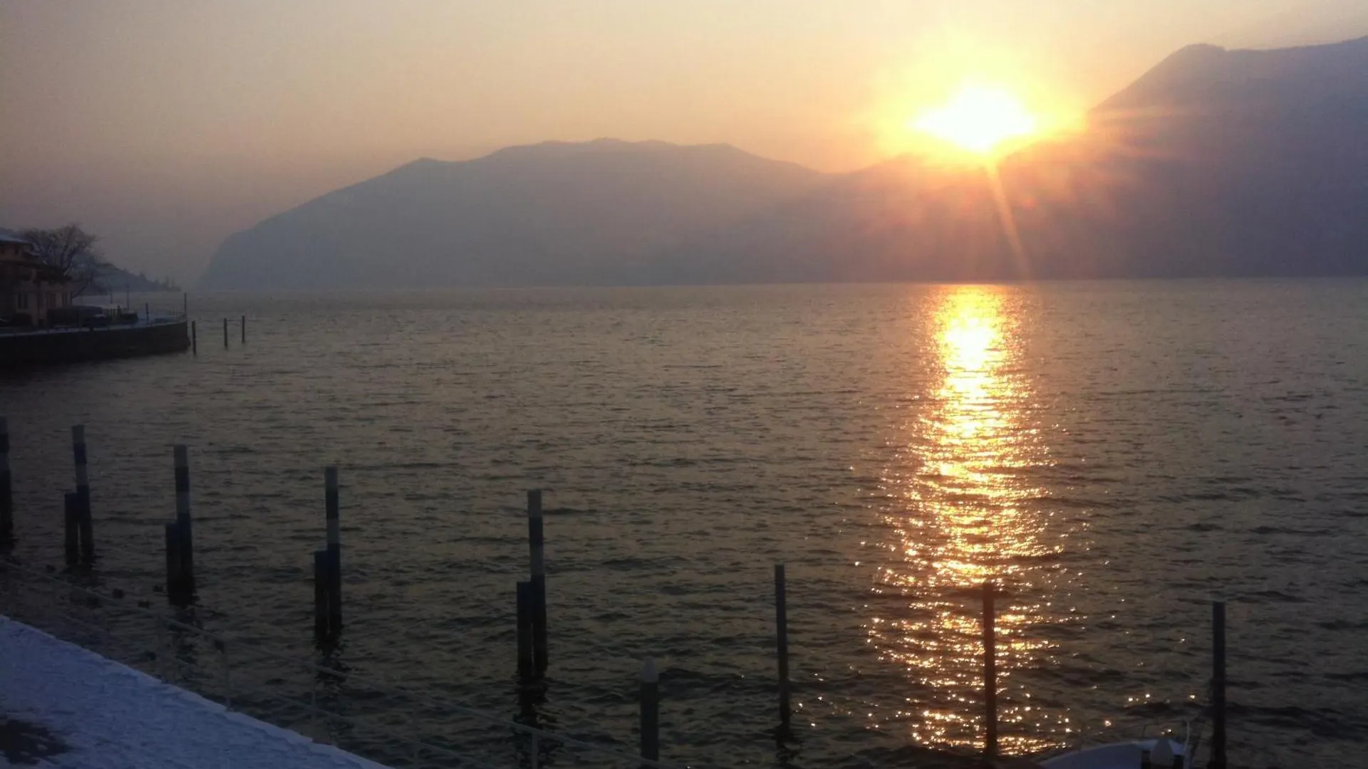 Apartment In Riva Al Lago Di Iseo Dependance Primo Piano